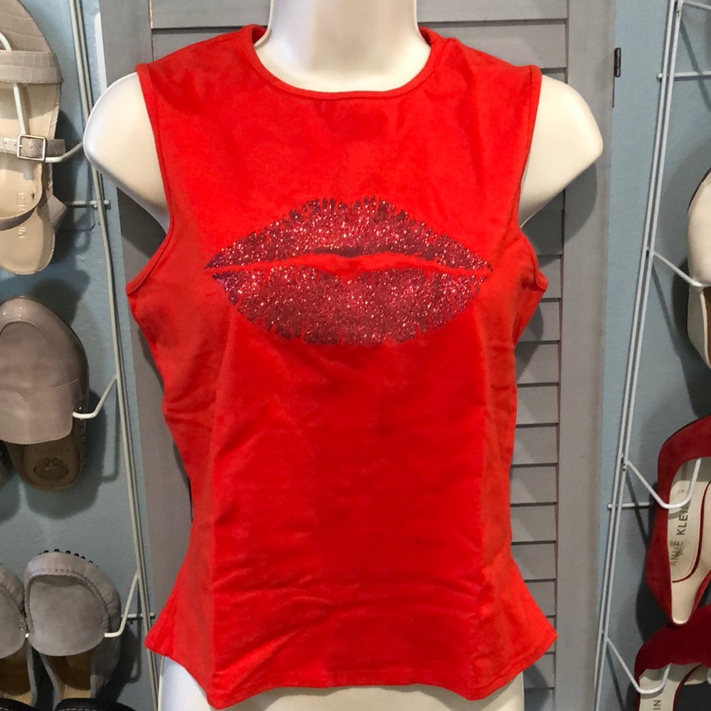 Hot Kiss cotton/Lycra top w/glitter kiss sz large/(medium is more likely) EUC